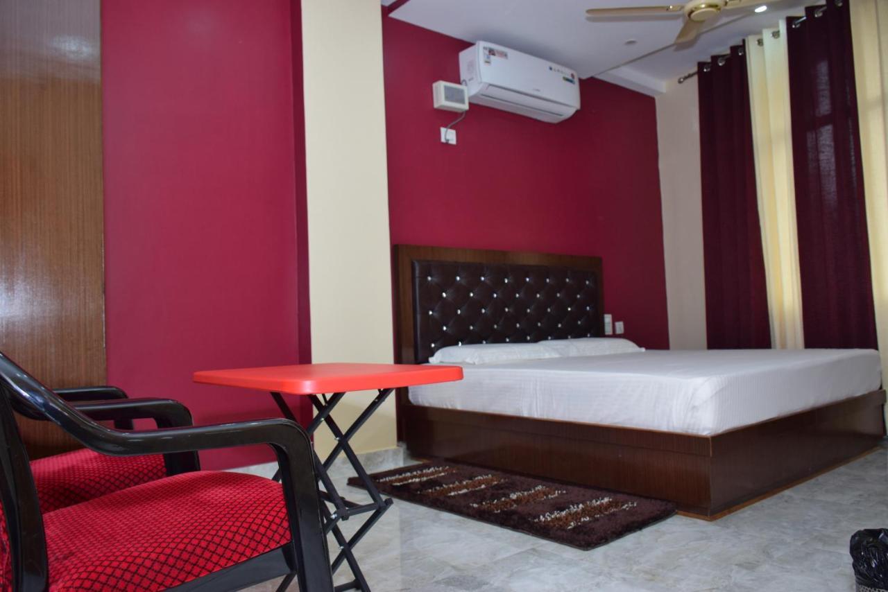 Hotel Sky Bule & Restaurant Khas Nagrota Exterior photo