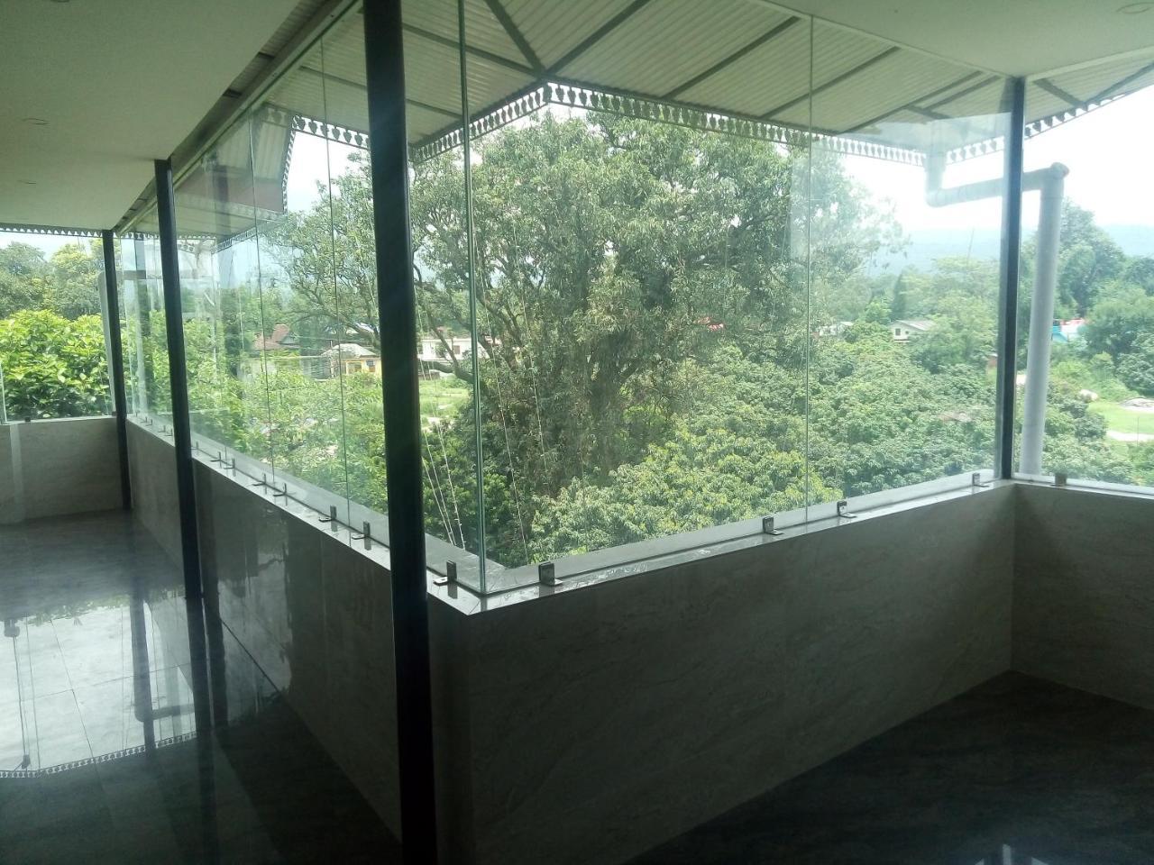 Hotel Sky Bule & Restaurant Khas Nagrota Exterior photo