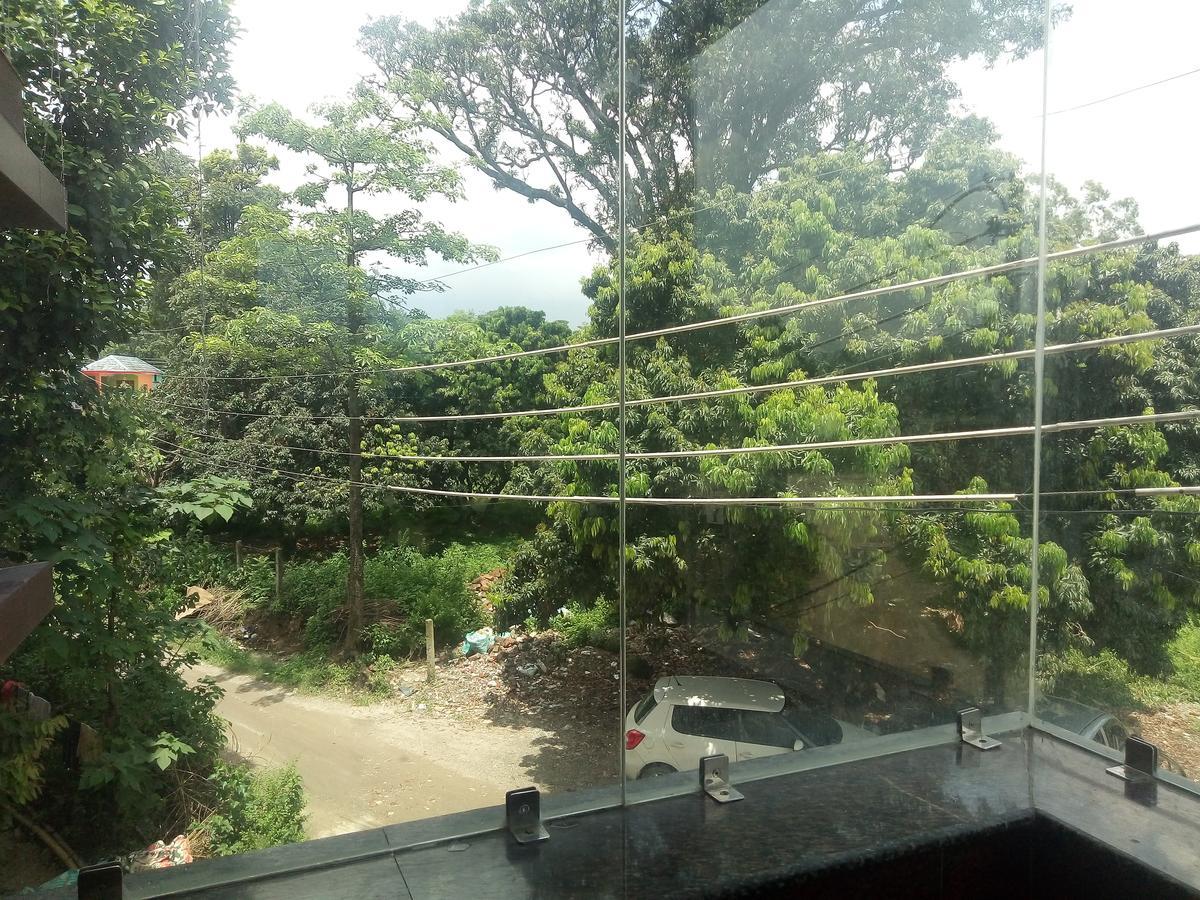 Hotel Sky Bule & Restaurant Khas Nagrota Exterior photo