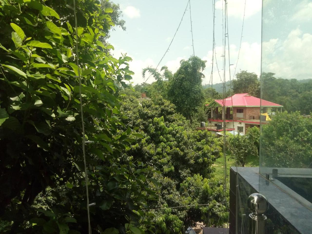 Hotel Sky Bule & Restaurant Khas Nagrota Exterior photo